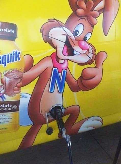 images/gallery/sightgags/NesquikHose.jpg