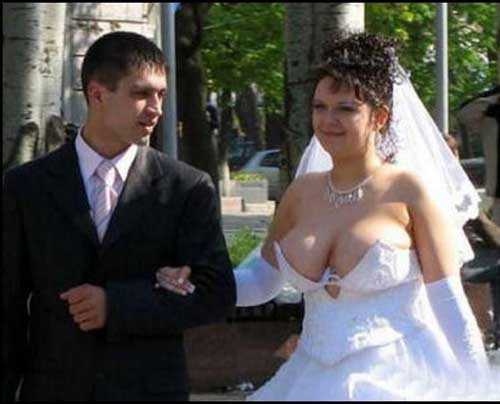 images/gallery/sightgags/NiceWeddingDress.jpg