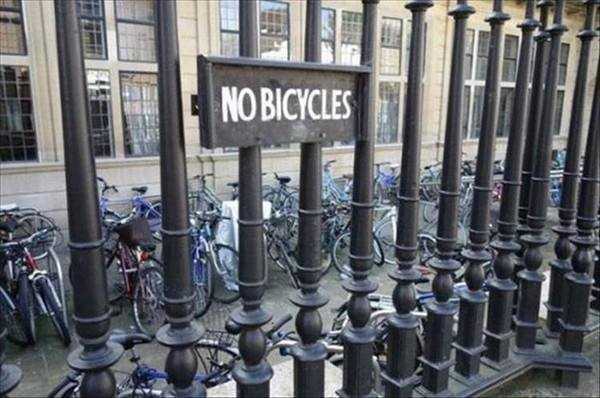 images/gallery/sightgags/NoBicycles.jpg