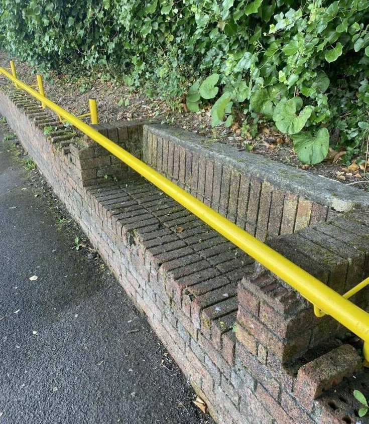 images/gallery/sightgags/NoSitting.jpg