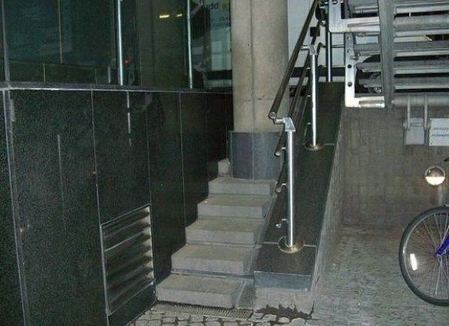 images/gallery/sightgags/NotHandicappedApproved.jpg