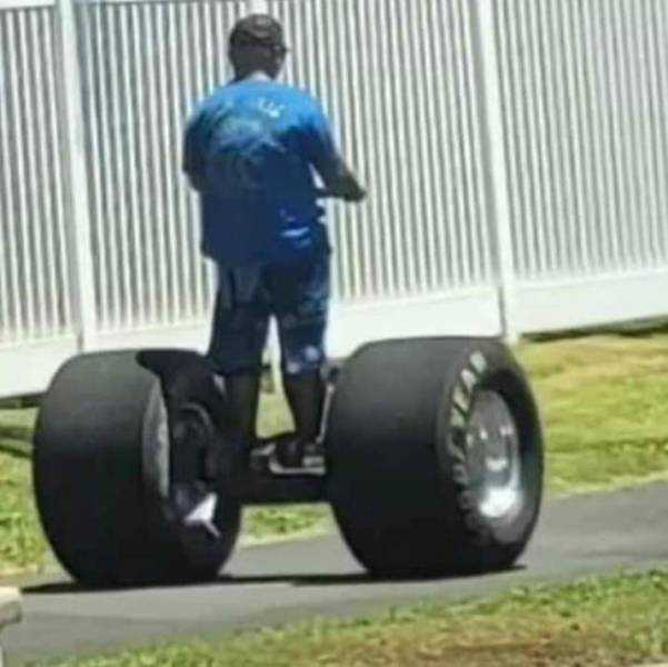 images/gallery/sightgags/OffroadSegway.jpg