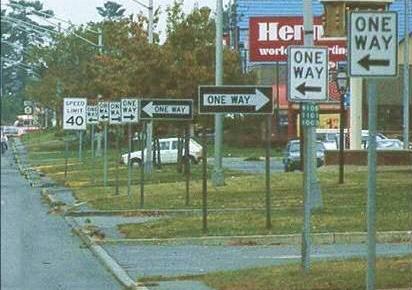 images/gallery/sightgags/OneWay.jpg