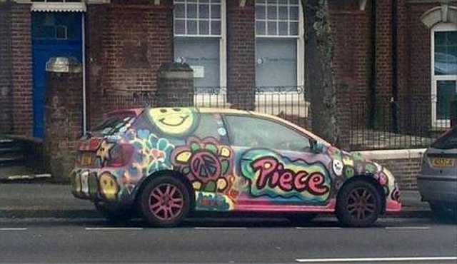 images/gallery/sightgags/PieceCar.jpg