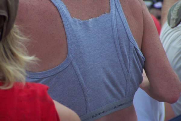 images/gallery/sightgags/RedneckTankTop.jpg