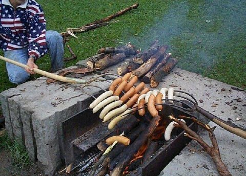 images/gallery/sightgags/RedneckWienerRoast.jpg