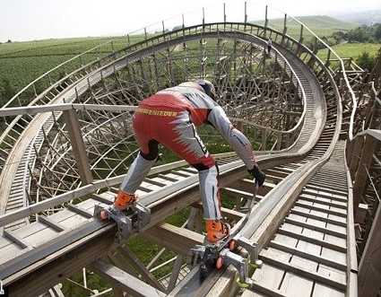 images/gallery/sightgags/RollerbladeRollerCoaster.jpg