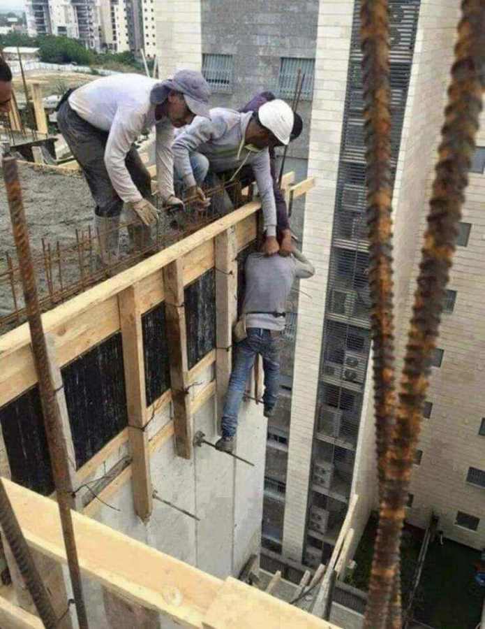 images/gallery/sightgags/SafetyFirst164.jpg