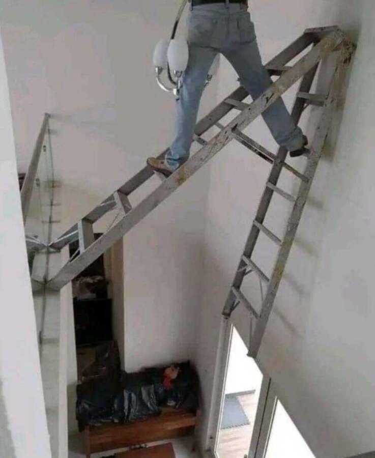 images/gallery/sightgags/SafetyFirst202.jpg
