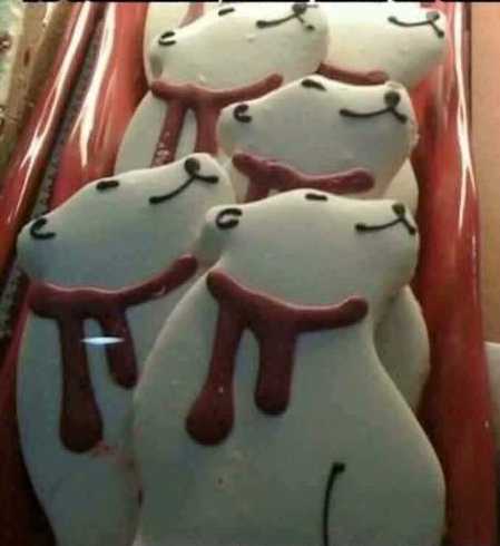 images/gallery/sightgags/SlitThroatPolarBears.jpg