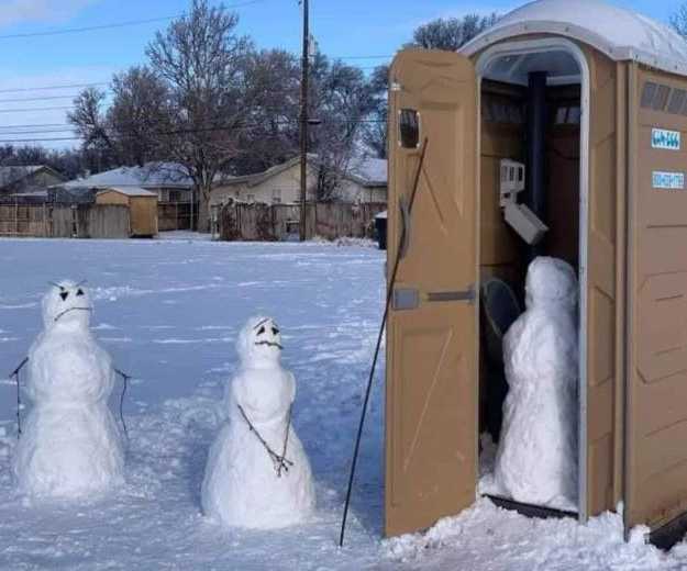 images/gallery/sightgags/SnowPotty.jpg