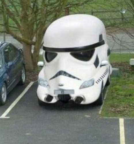 images/gallery/sightgags/StormTrooperCar.jpg
