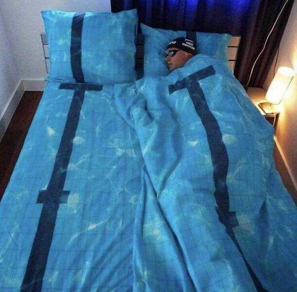 images/gallery/sightgags/SwimmerSheets.jpg