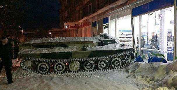 images/gallery/sightgags/TankShop.jpg