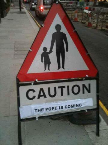 images/gallery/sightgags/ThePopeIsComing.jpg
