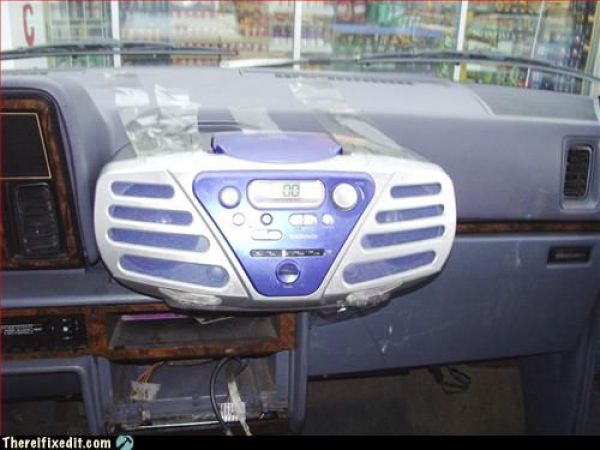 images/gallery/sightgags/ThereIFixedIt40.jpg
