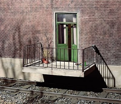 images/gallery/sightgags/TrackBalcony.jpg