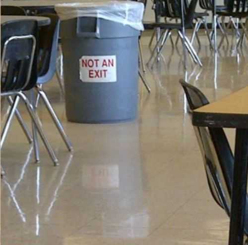 images/gallery/sightgags/TrashNotExit.jpg