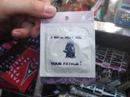images/gallery/sightgags/VaderCondom.jpg