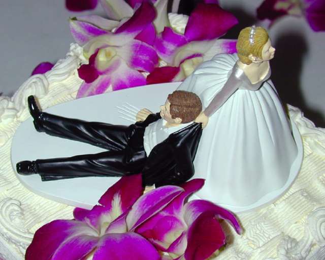 images/gallery/sightgags/WeddingCakeTopper.jpg