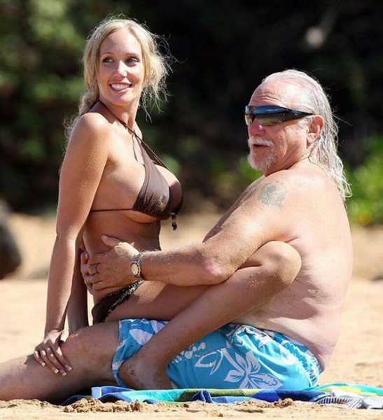 images/gallery/sightgags/WhichIsTheMillionaire.jpg