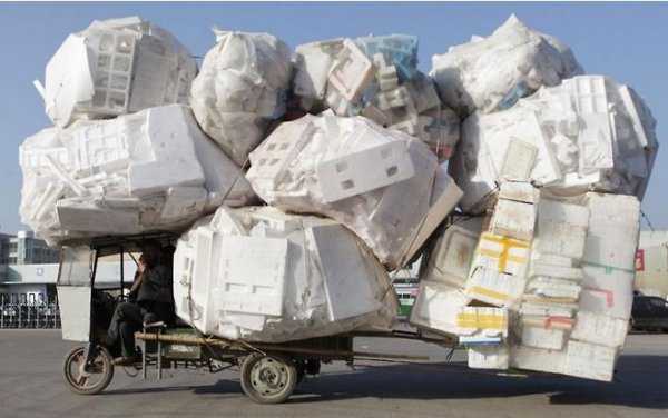 images/gallery/sightgags/WhoNeedsABiggerTruck20.jpg