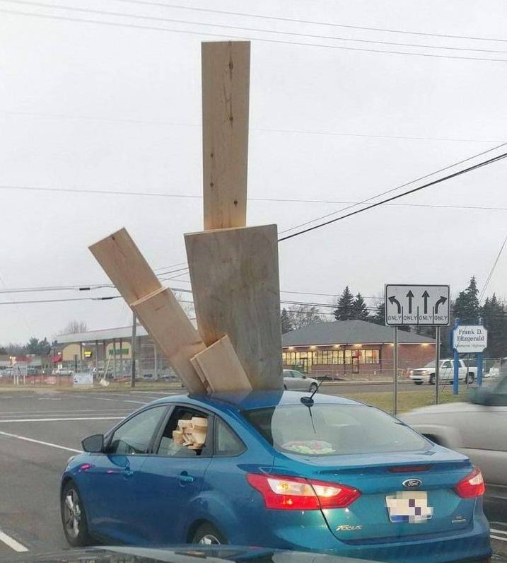 images/gallery/sightgags/WhoNeedsATruck133.jpg
