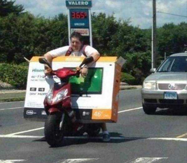images/gallery/sightgags/WhoNeedsATruck138.jpg