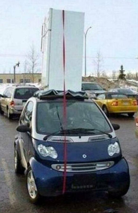 images/gallery/sightgags/WhoNeedsATruck155.jpg