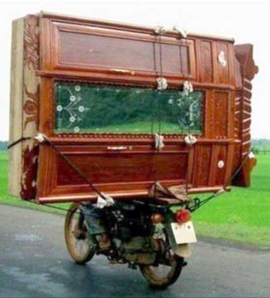 images/gallery/sightgags/WhoNeedsATruck164.jpg