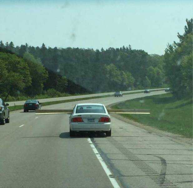 images/gallery/sightgags/WhoNeedsATruck168.jpg