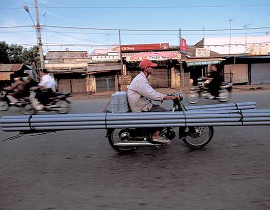 images/gallery/sightgags/WhoNeedsATruck31.jpg