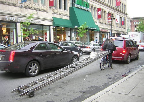 images/gallery/sightgags/WhoNeedsATruck36.jpg