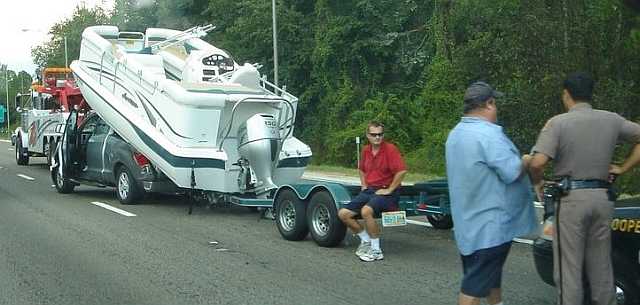 images/gallery/sightgags/WhoNeedsATruck60.jpg