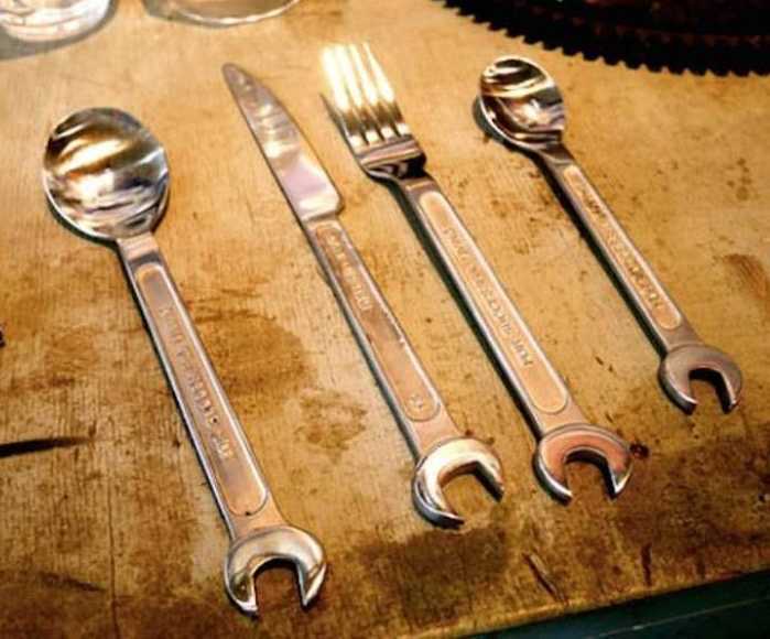 images/gallery/sightgags/WrenchSilverware.jpg