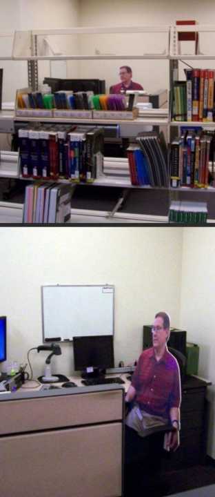 images/gallery/sightgags/YeahImWorking.jpg