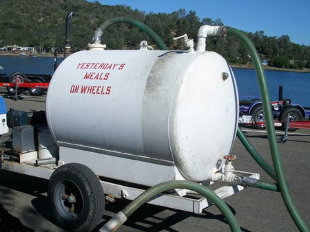 images/gallery/sightgags/YesterdaysMealsOnWheels.jpg