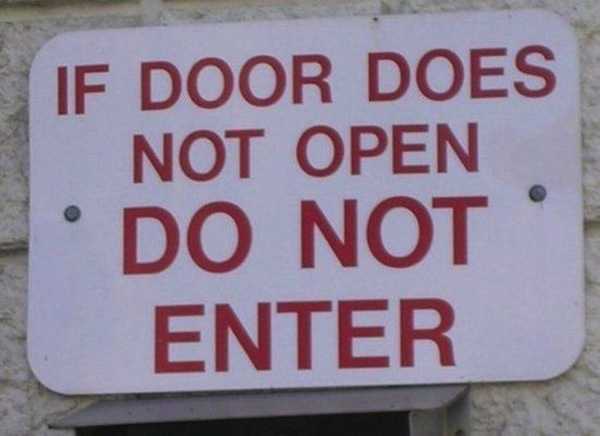 images/gallery/sightgags/door-does-not-open-obvious.jpg