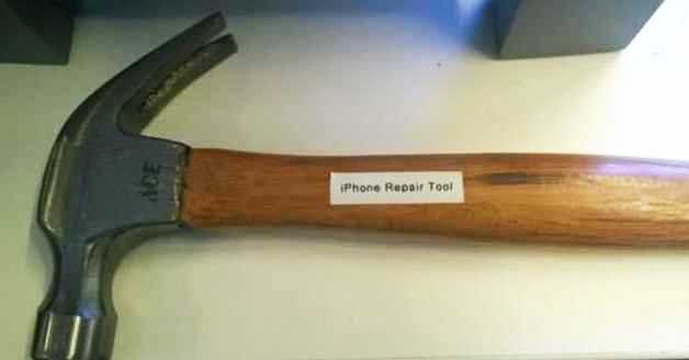 images/gallery/sightgags/iPhoneRepairTool.jpg