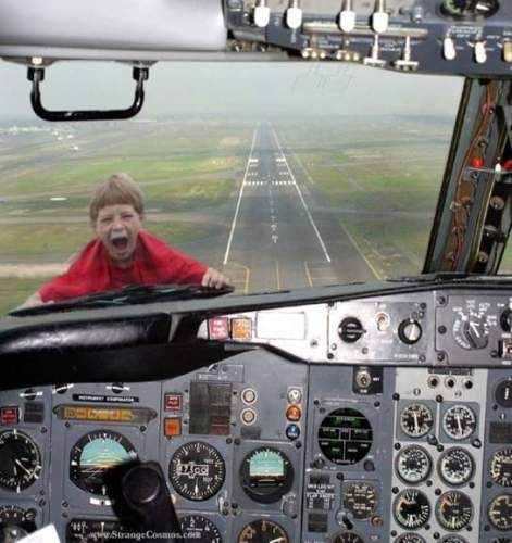 images/gallery/sightgags/AirlineRider.jpg