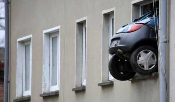 images/gallery/sightgags/BadParking30.jpg