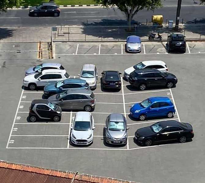 images/gallery/sightgags/BadParking41.jpg